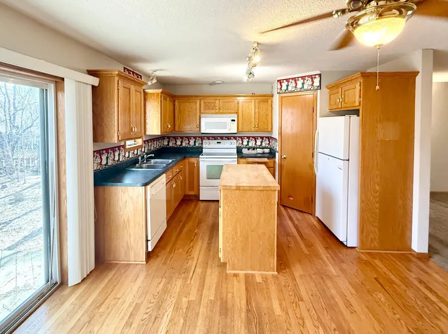 11673 Eldorado Street Nw, Coon Rapids, MN 55433 - #3