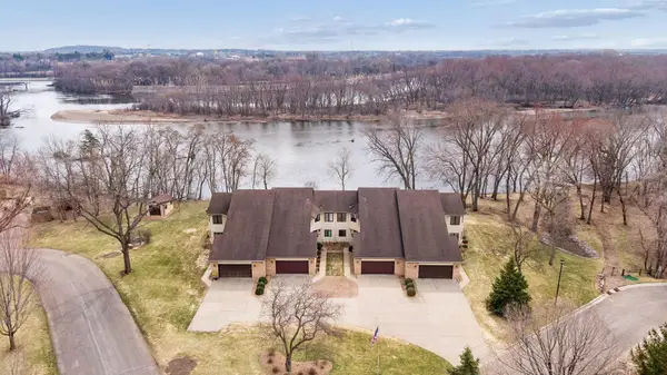 86 Morton Avenue Nw, Elk River, MN 55330