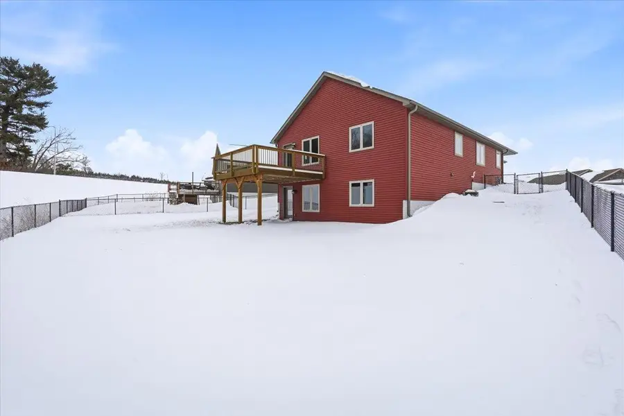 870 Brentwood Circle, River Falls, WI 54022 - #2