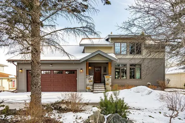 5220 London Road, Duluth, MN 55804