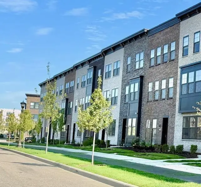 854 Woodlawn Avenue, Saint Paul, MN 55116 - #1