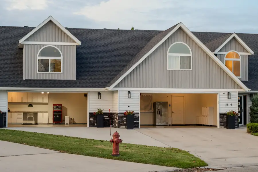 1814 Brentwood Court, West Fargo, ND 58078 - #3