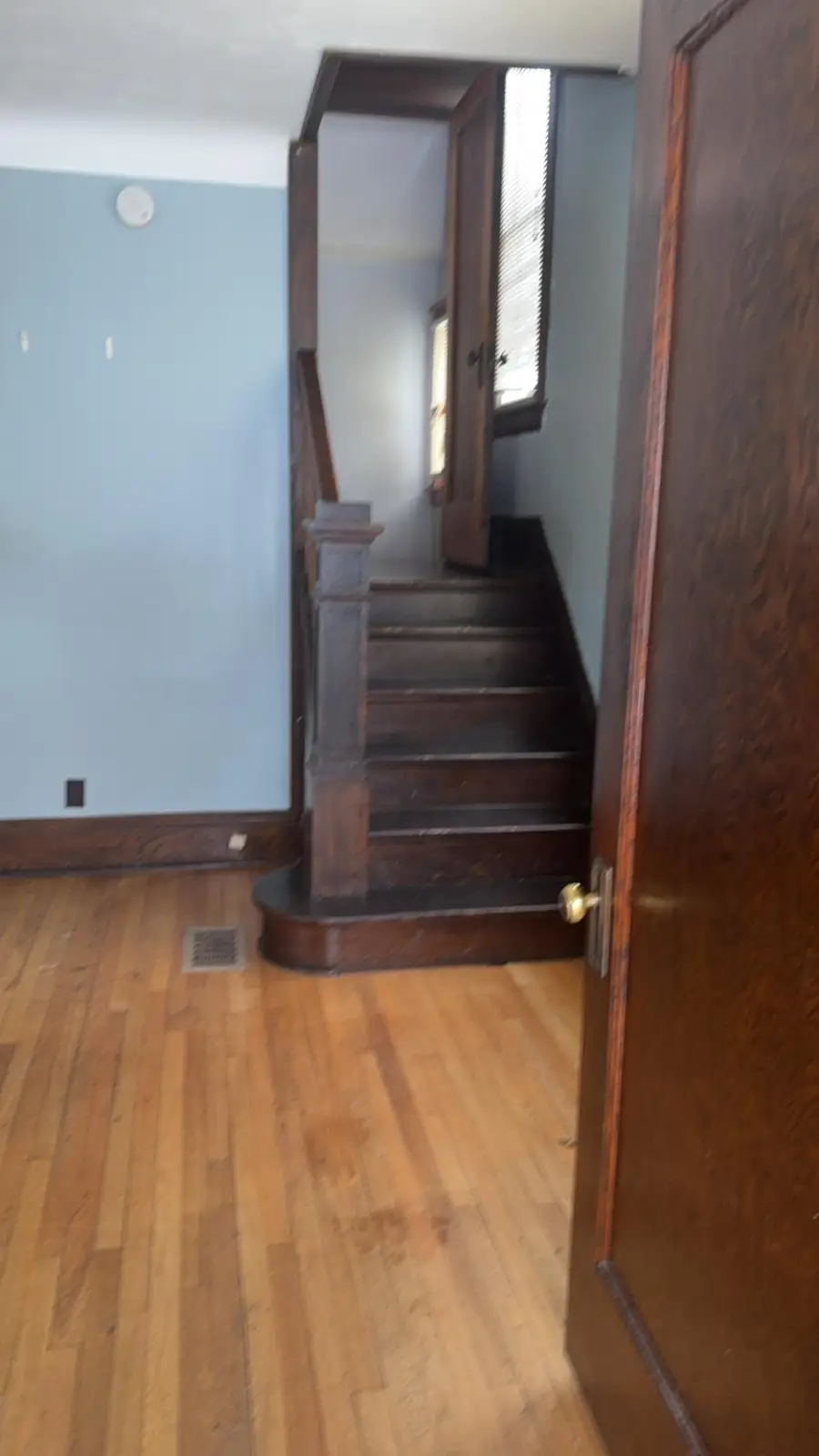 751 Lawson Avenue E, Saint Paul, MN 55106 - #2