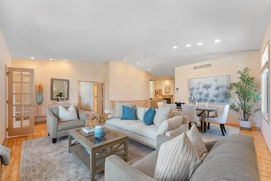 8945 Hilloway Road, Eden Prairie, MN 55347 - #3