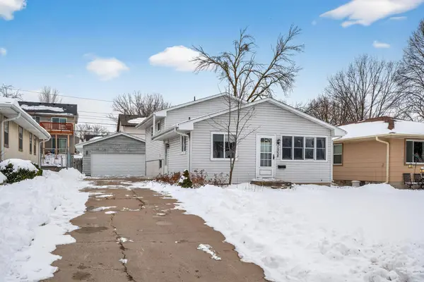 2354 Burke Avenue E, North Saint Paul, MN 55109