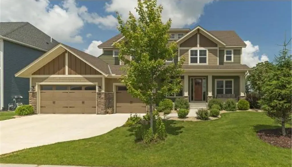 16070 55th Avenue N, Plymouth, MN 55446 - #1