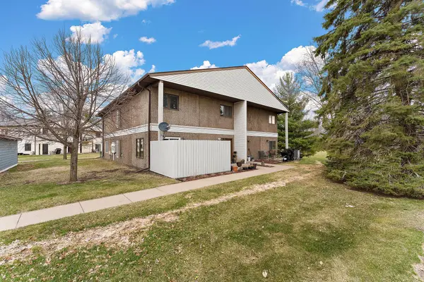 13735 Inglewood Avenue, Savage, MN 55378