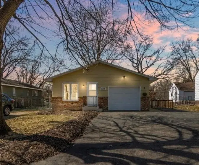 2705 Larch Lane N, Plymouth, MN 55441 - #1