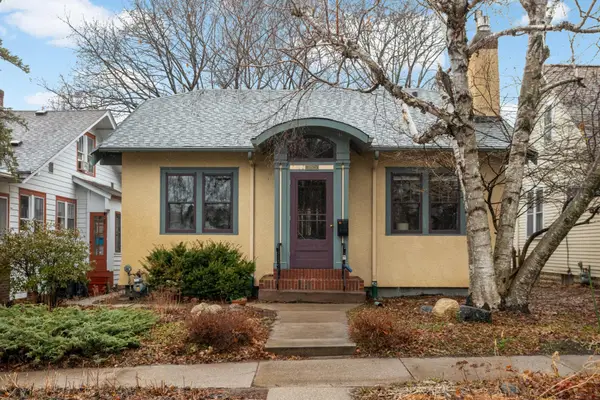 185 Exeter Place, Saint Paul, MN 55104