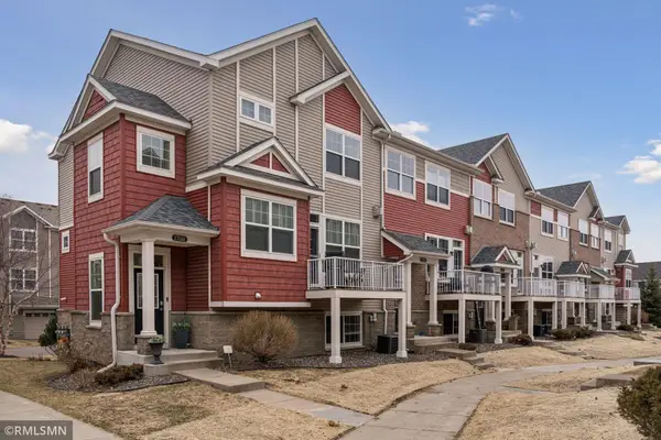 17153 72nd Avenue N #2806, Maple Grove, MN 55311