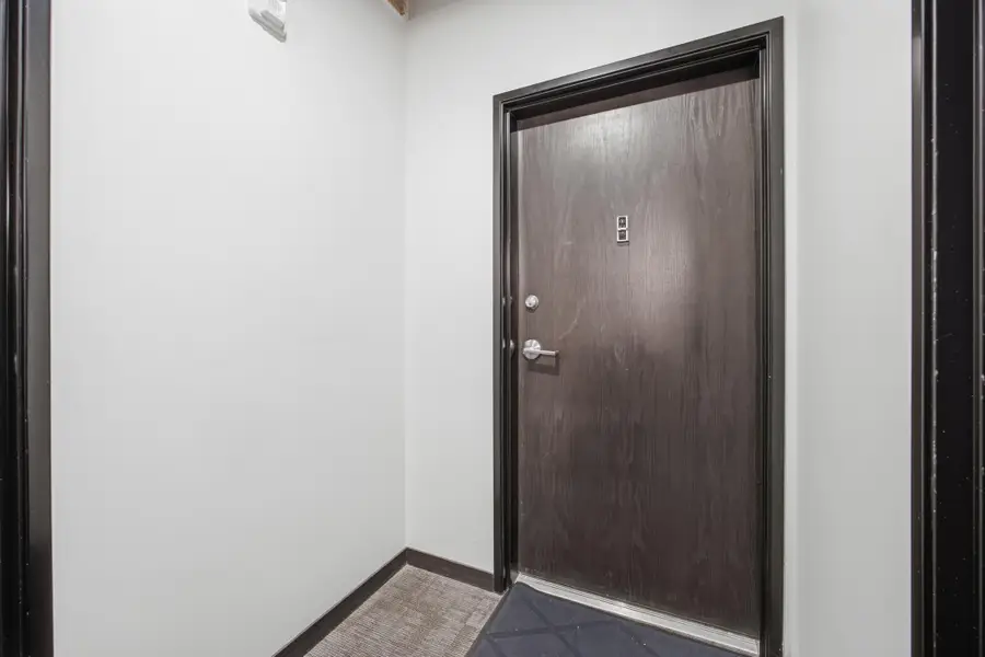 627 Northern Pacific Avenue N #206, Fargo, ND 58102 - #3