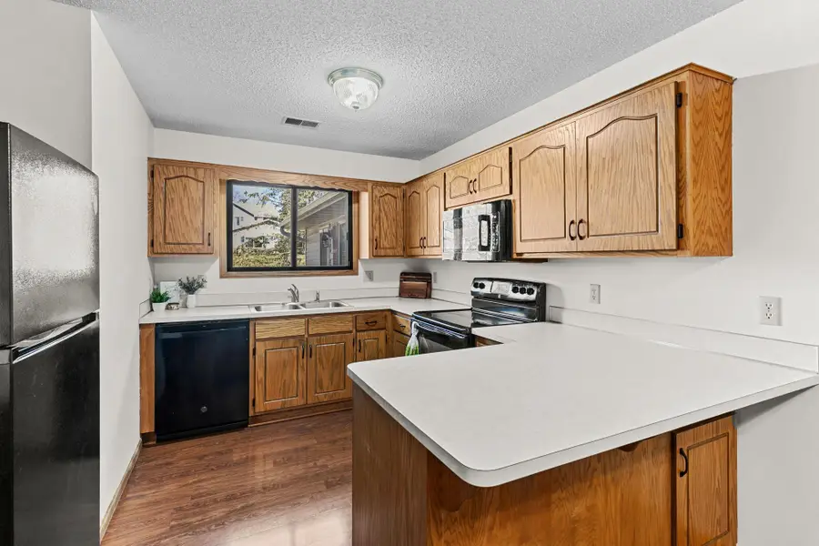 7646 13th Street N, Oakdale, MN 55128 - #2