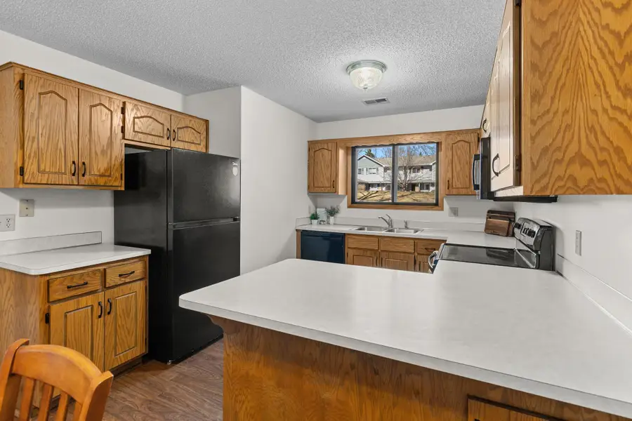 7646 13th Street N, Oakdale, MN 55128 - #3