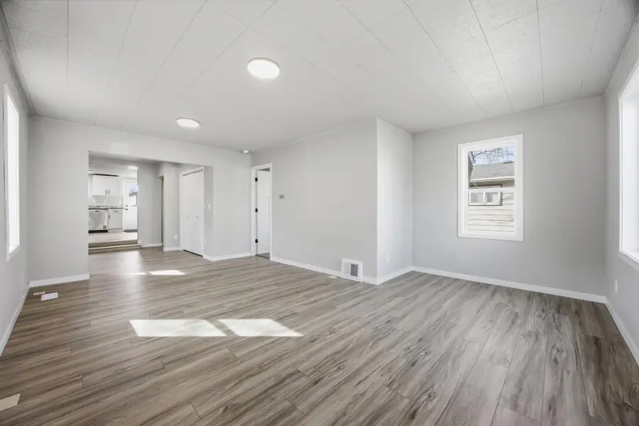 1108 18th Street N, Fargo, ND 58102 - #3