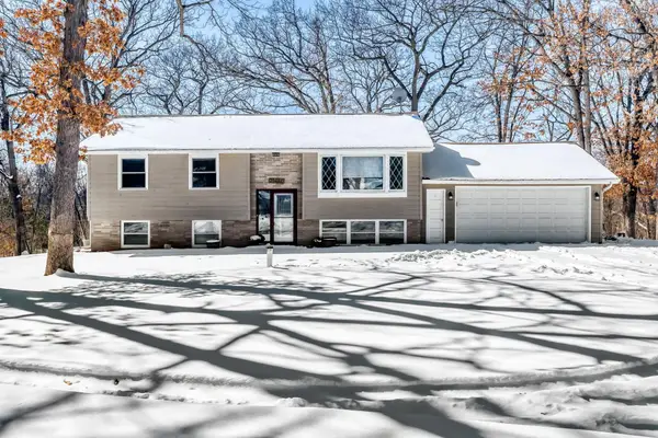 21440 Inwood Avenue N, Forest Lake, MN 55025