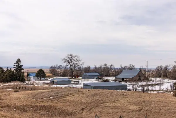 1587 18th Avenue Nw, Turtle Lake, ND 58575