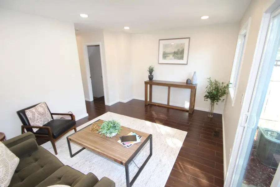 410 Livingston Avenue, Saint Paul, MN 55107 - #2