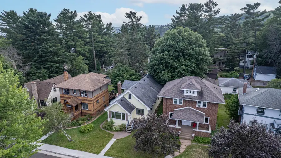 915 Grandview Avenue, Duluth, MN 55812 - #3