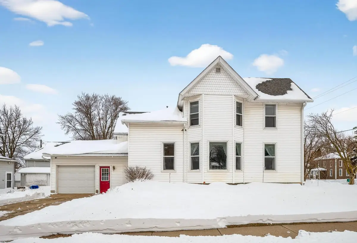 430 S Elm Avenue, Owatonna, MN 55060 - #1
