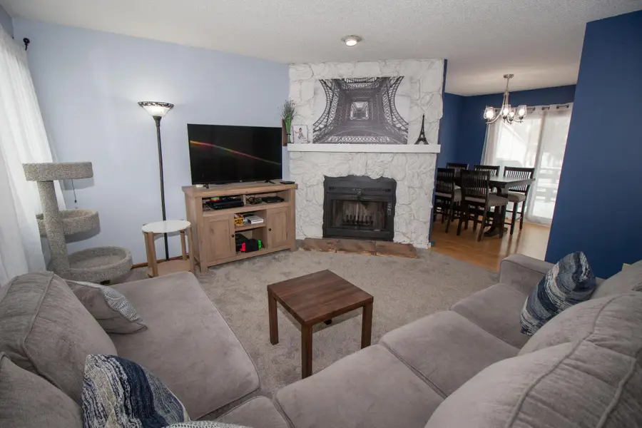 4004 Brookdale Circle N, Brooklyn Park, MN 55443 - #3