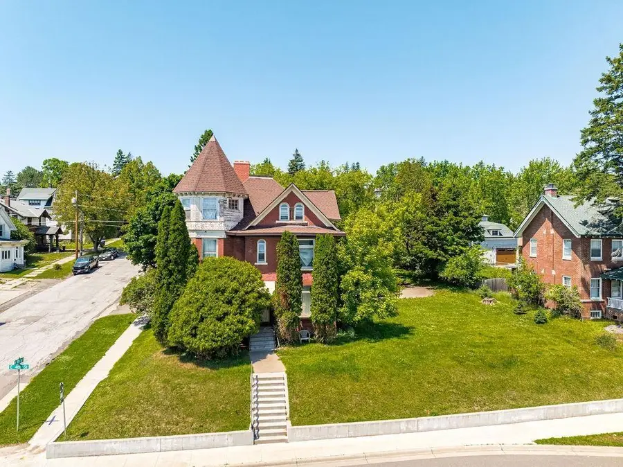 1801 E 4th Street, Duluth, MN 55812 - #3