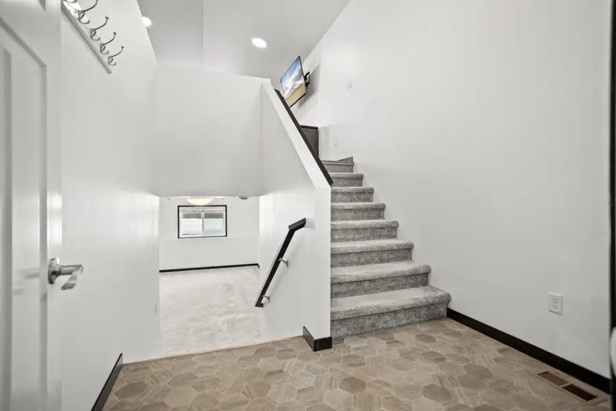 761 2nd Avenue, Horace, ND 58047 - #2