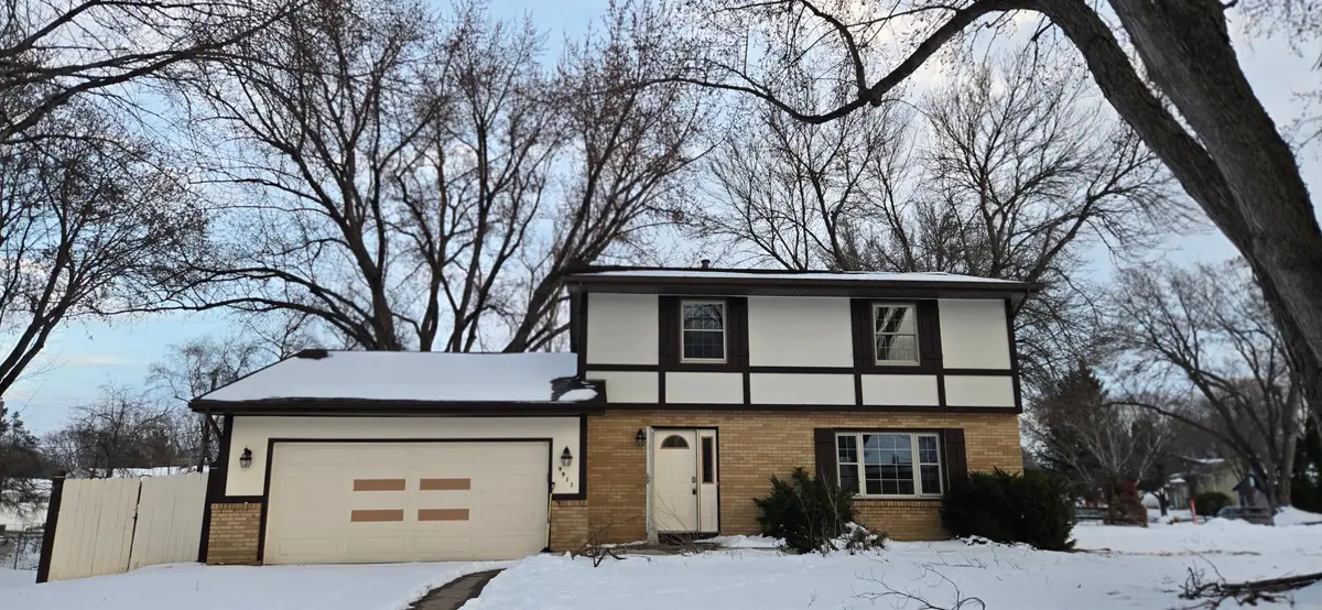 9911 Johnson Circle, Bloomington, MN 55437 - #1