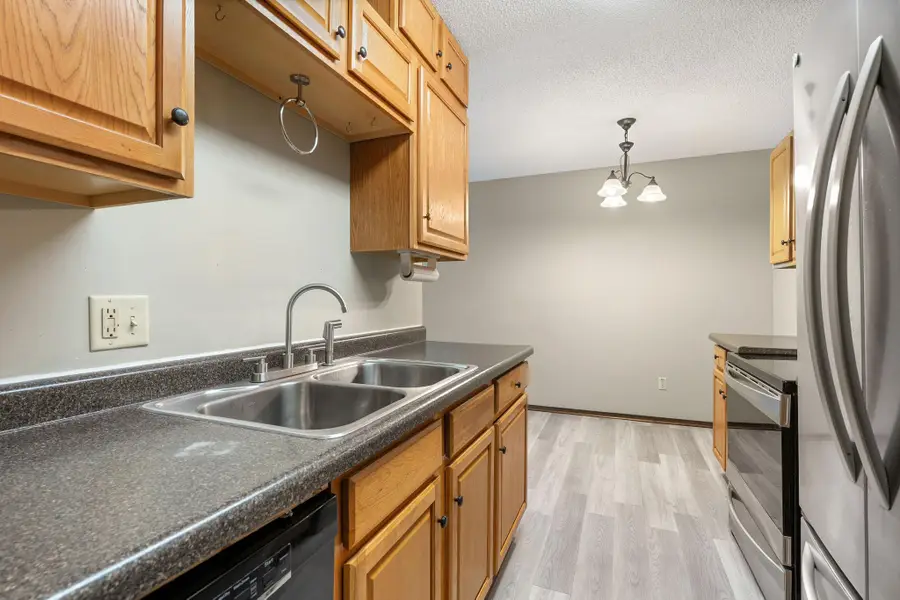 2011 E 122nd Street #D24, Burnsville, MN 55337 - #3