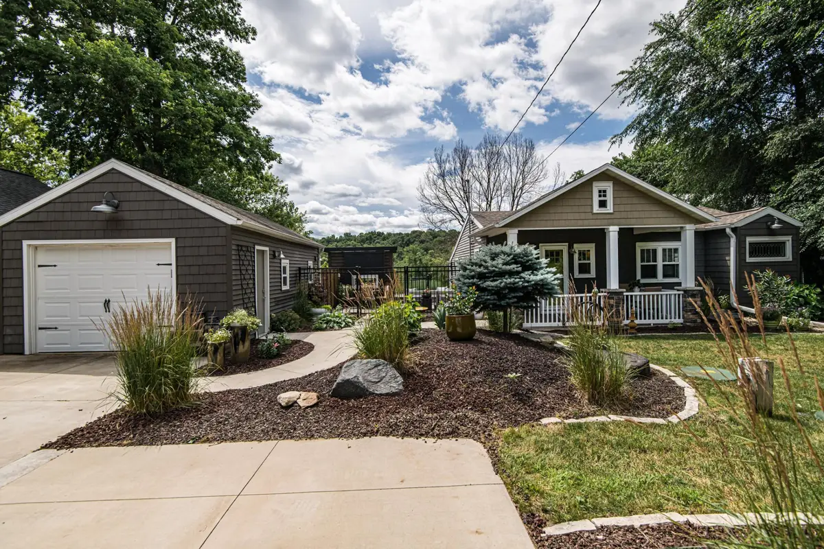 348 105th Street Nw, Oronoco, MN 55960 - #1