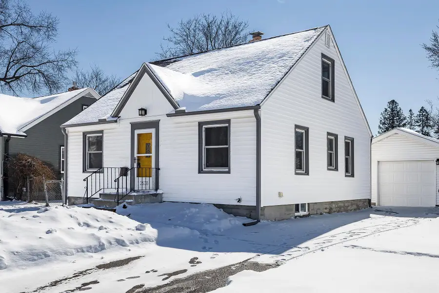 2538 4th Avenue E, North Saint Paul, MN 55109 - #3