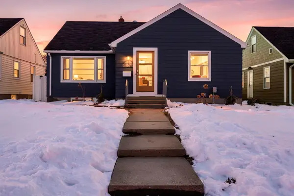 6124 Thomas Avenue S, Minneapolis, MN 55410