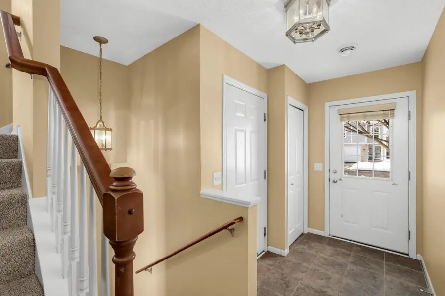 2209 St Johns Place, Woodbury, MN 55129 - #3