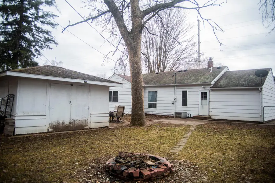 475 W 1st Street, Rush City, MN 55069 - #3