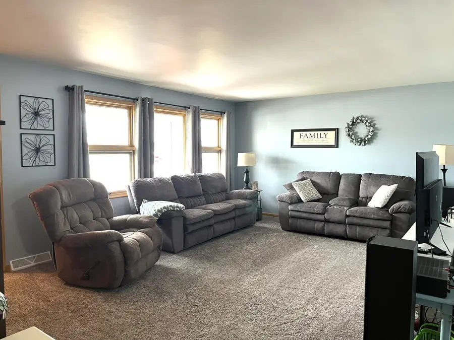 1304 S State Street, Fairmont, MN 56031 - #2