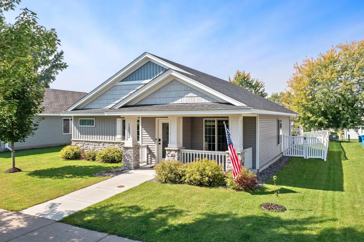 1233 Fern Street S, Cambridge, MN 55008 - #1