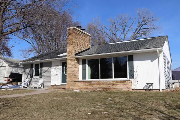 2700 France Avenue N, Robbinsdale, MN 55422