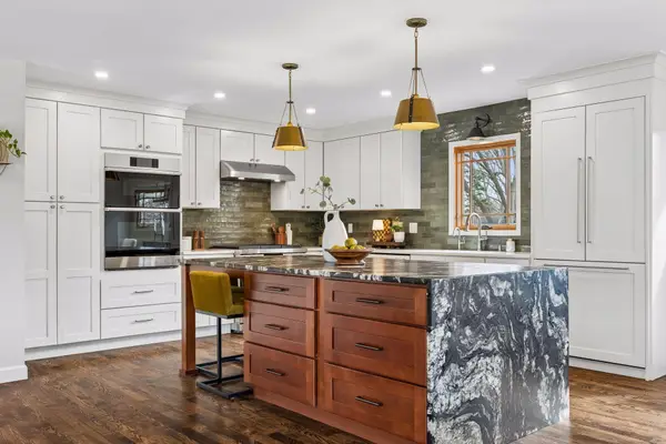 4011 Grimes Avenue S, Edina, MN 55416