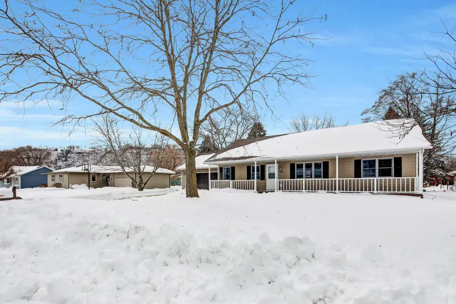 908 Apple Lane, Lake City, MN 55041 - #3