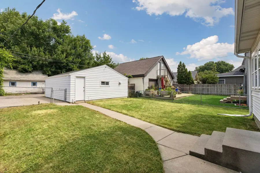 2147 Dayton Avenue, Saint Paul, MN 55104 - #3
