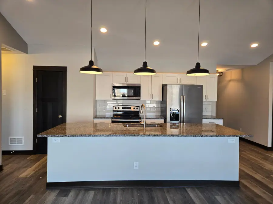 370 Horizon Drive, Le Center, MN 56057 - #2