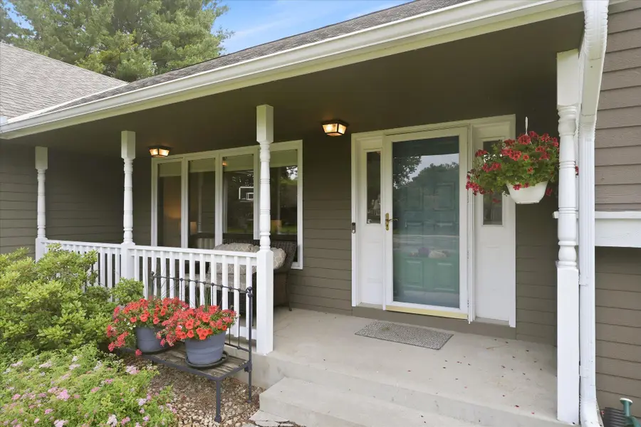 8452 Monterey Court, Eden Prairie, MN 55347 - #3