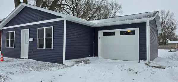 610 E 4th Street, Albert Lea, MN 56007