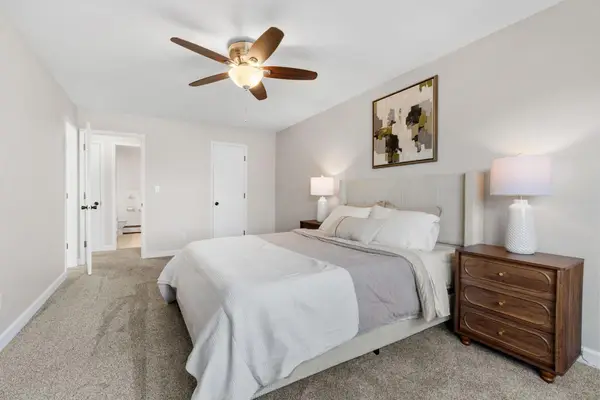 2730 Dale Street N #D214, Roseville, MN 55113