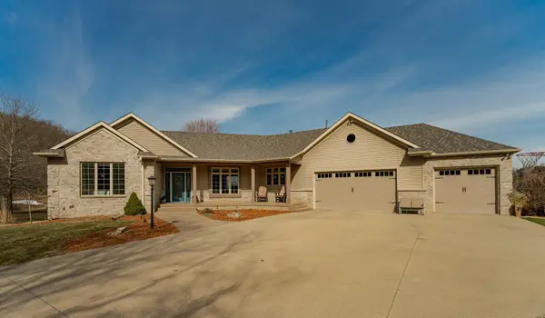 7005 Halifax Lane Nw, Rochester, MN 55901