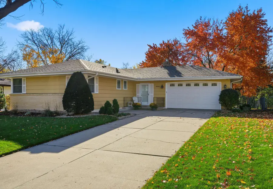 10666 Utica Road, Bloomington, MN 55437 - #2