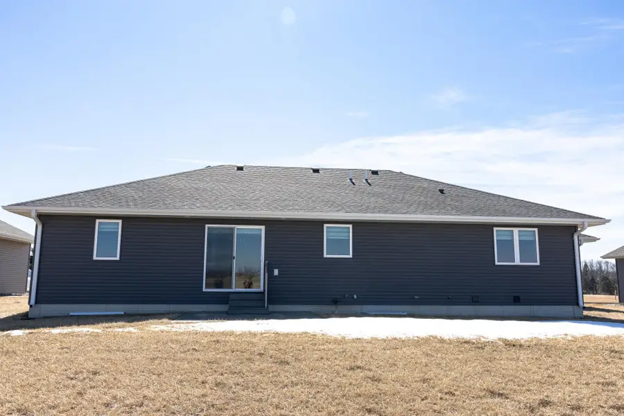 560 Hill Crest Street, Edgerton, MN 56128 - #3