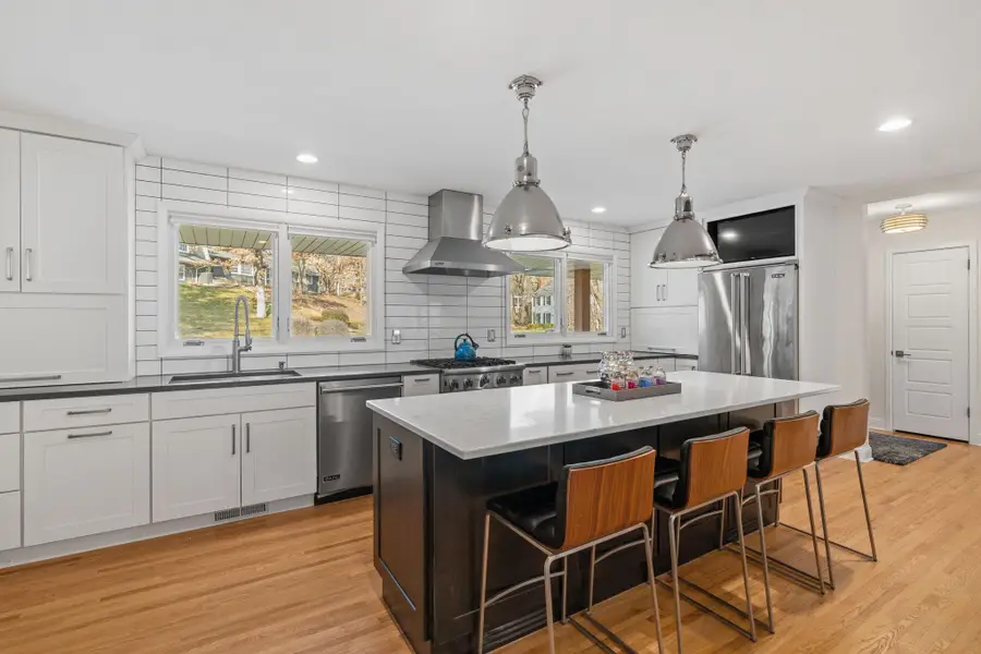 409 Westwood Drive S, Golden Valley, MN 55416 - #2