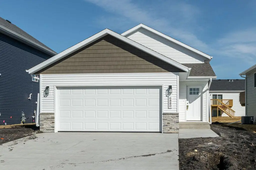 6211 87th Avenue S, Horace, ND 58047 - #1