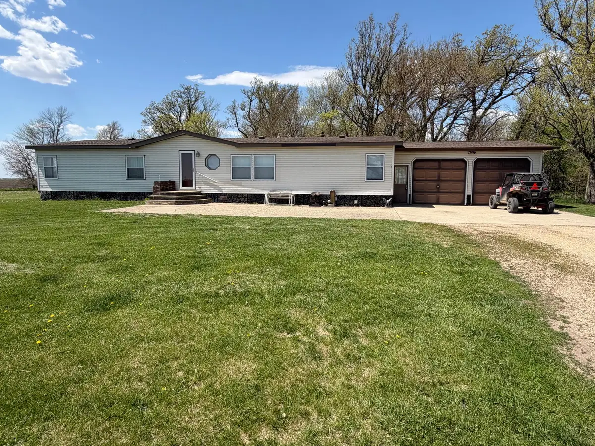 1734 40th Street, Ceylon, MN 56121 - #1