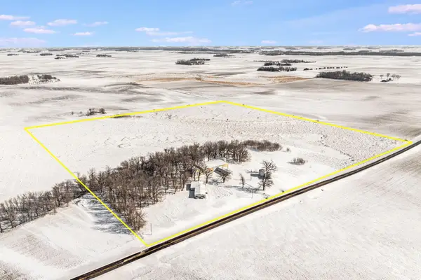 1734 40th Street, Ceylon, MN 56121